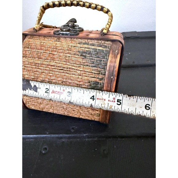 Vintage Woven Bamboo Wood Trinket Box Handbag Barrel Mini Purse Natural Brown - Picture 5 of 7